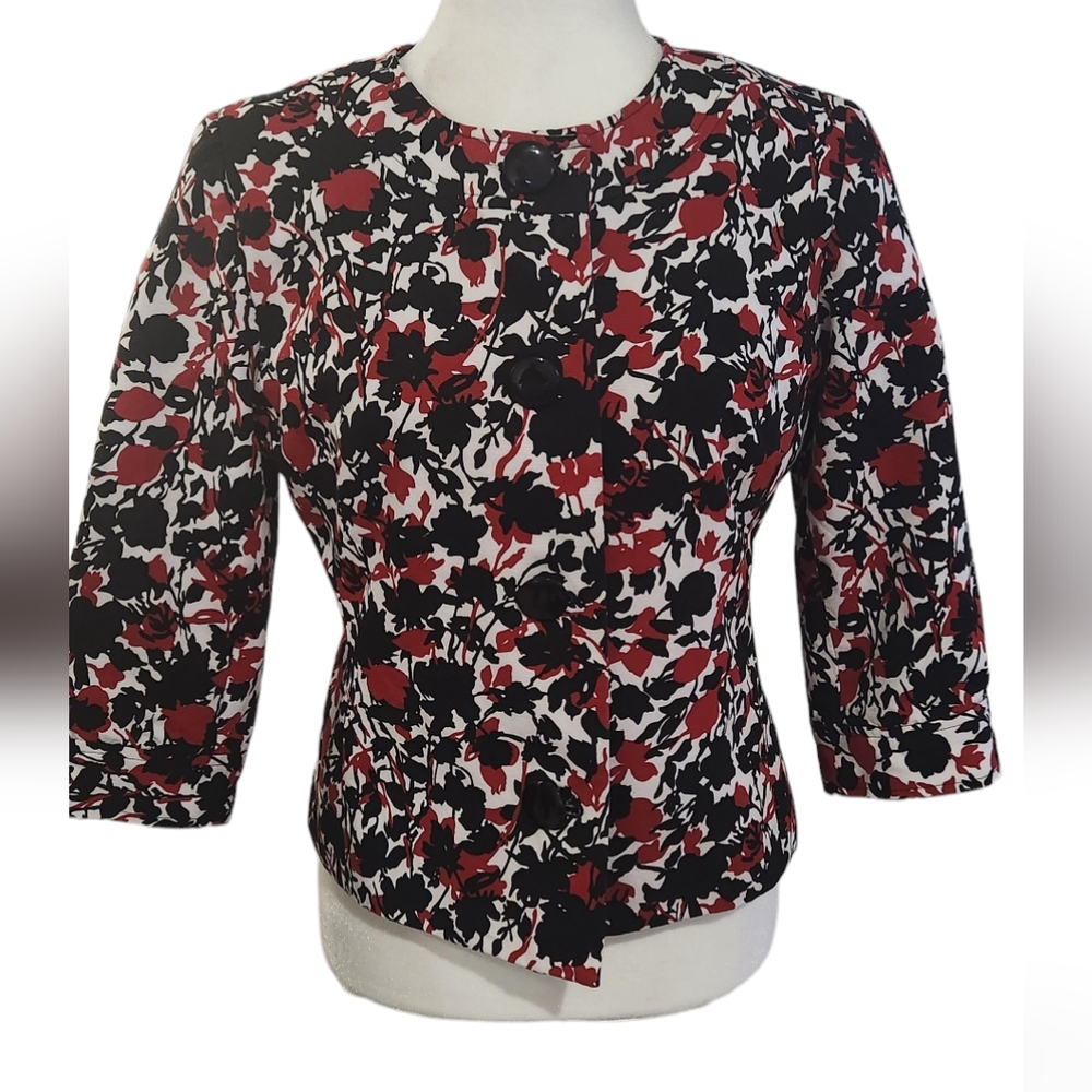 Covington Black Red Cropped Blazer Jacket. Size M